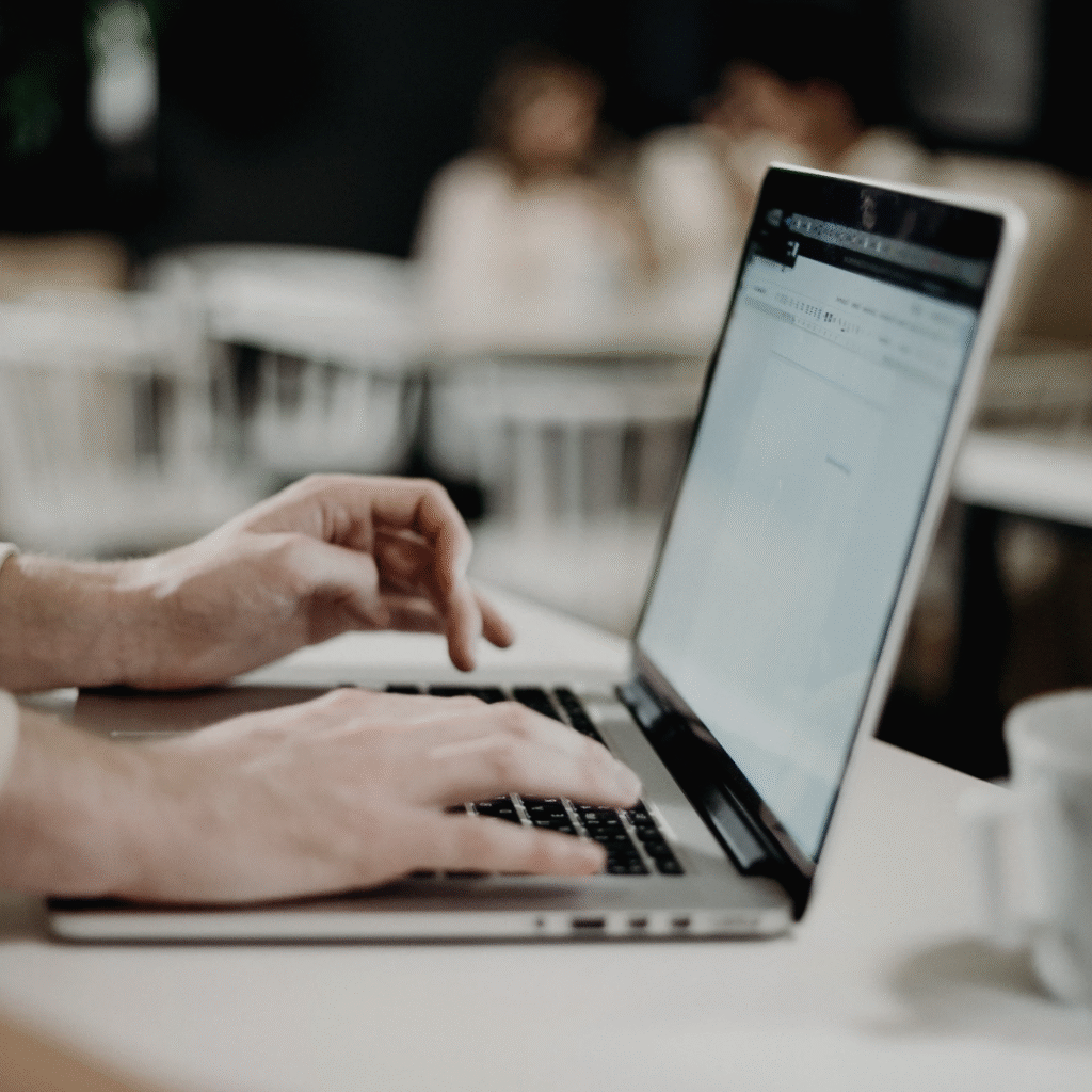 cream and white simple minimalist digital marketing expert instagram post (1)